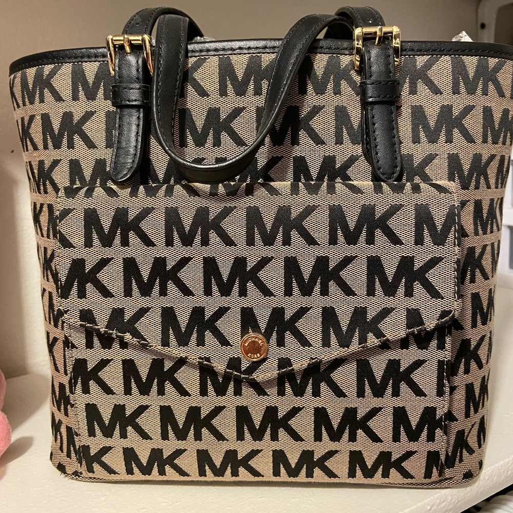 Michael Kors Tote